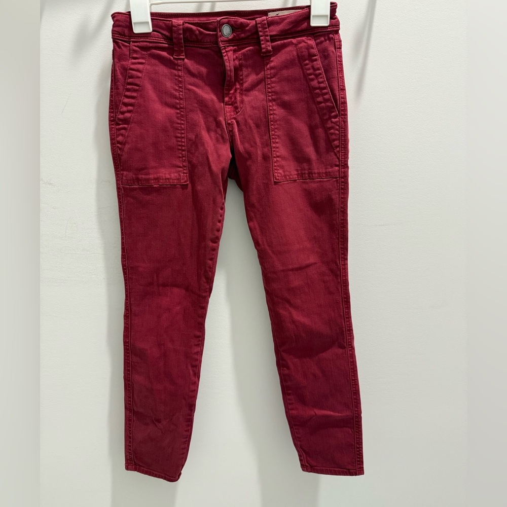 Cosmic Blue Love mid rise cropped casual pants, size 27